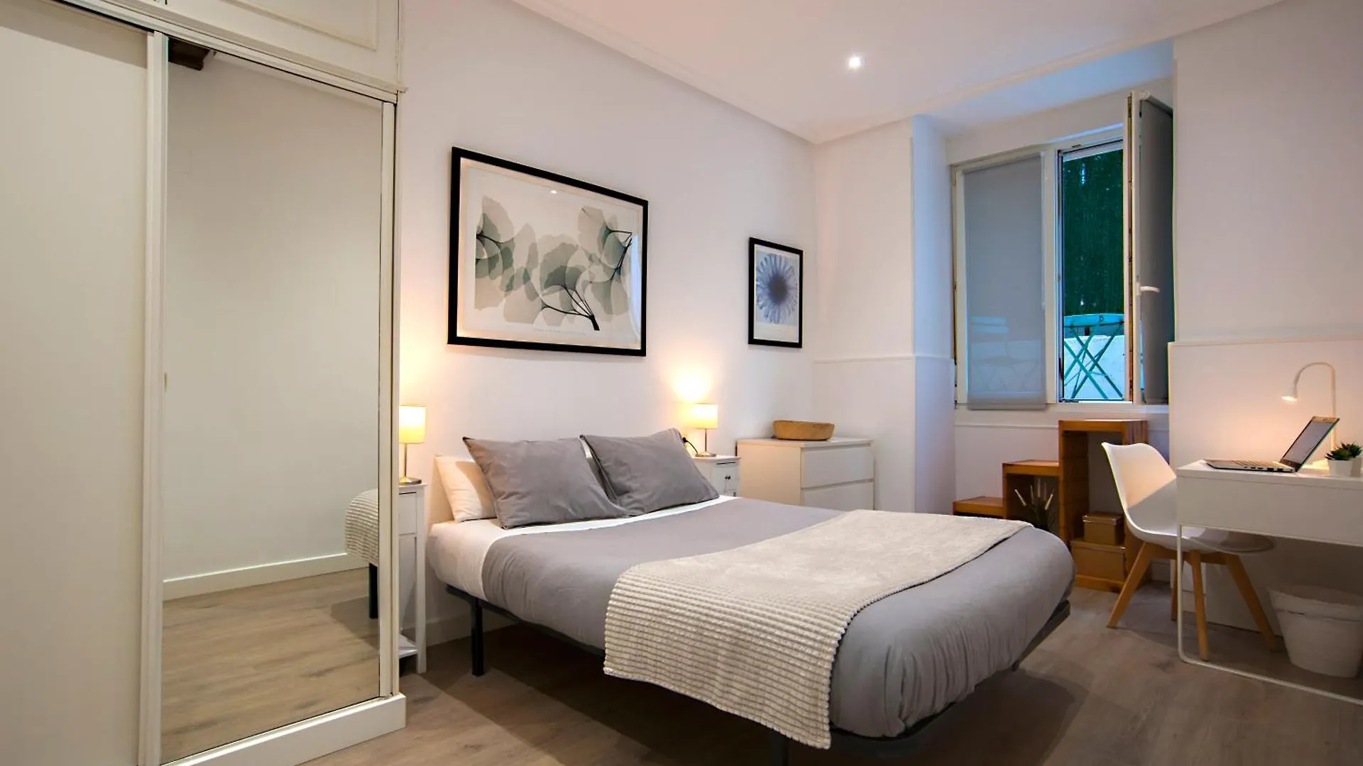 Donostia, A Pocos Pasos De La Playa De La Concha. Apartment San Sebastian